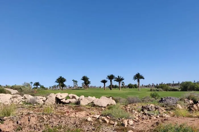 Golf Vila3 아파트